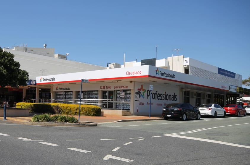 Click to view all images 31-35 Middle Street Cleveland QLD 4163 - Image 1