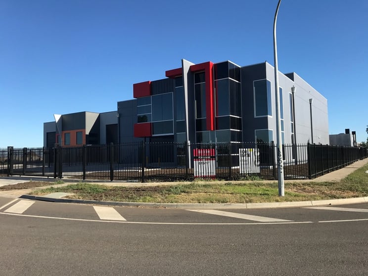 Click to view all images 20 Morialta Road Cranbourne West VIC 3977 - Image 2