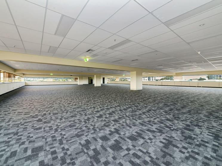 Click to view all images 470 Northbourne Avenue Dickson ACT 2602 - Image 1