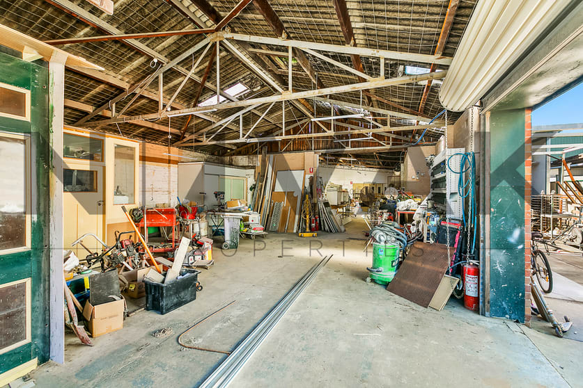Click to view all images 19 Warraba Road North Narrabeen NSW 2101 - Image 3