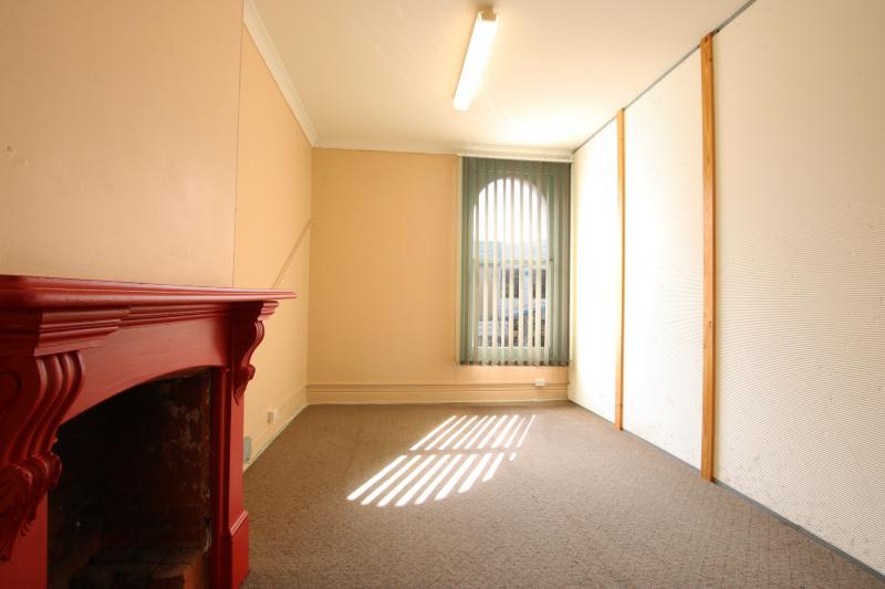 Click to view all images 6/625 Dean Street Albury NSW 2640 - Image 2