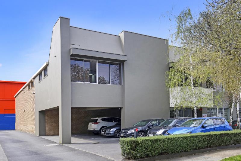 Click to view all images 1 Hall Street Hawthorn VIC 3122 - Image 2