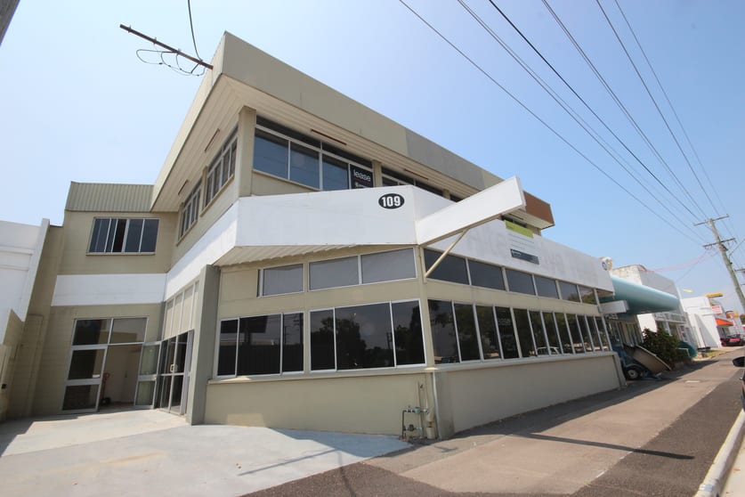 Click to view all images 109 Ingham Road West End QLD 4810 - Image 1