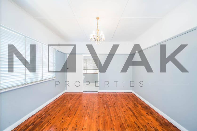 Click to view all images 7 Gondola Road North Narrabeen NSW 2101 - Image 2