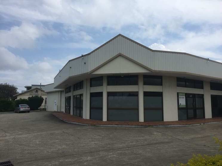Click to view all images 16 Dixon Street Strathpine QLD 4500 - Image 1
