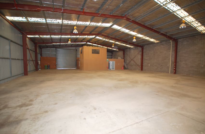 Click to view all images 873 Ramsden Drive North Albury NSW 2640 - Image 2