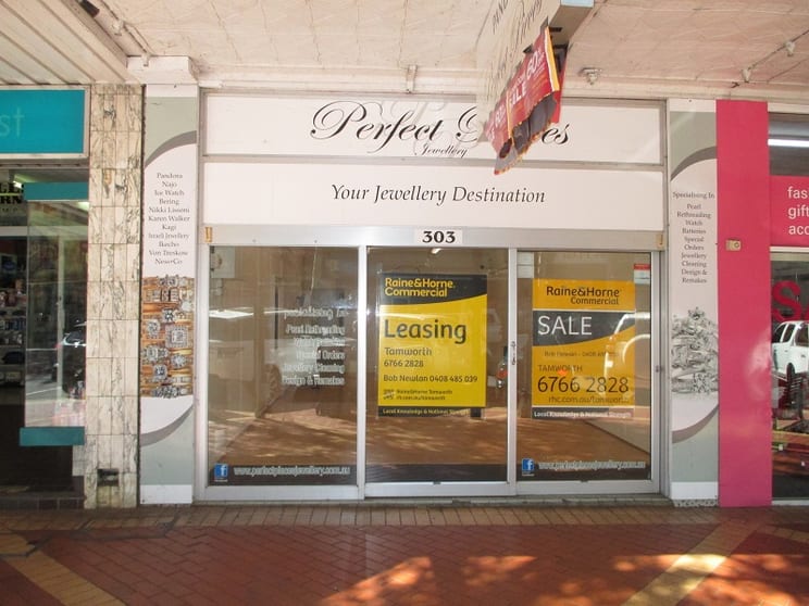 Click to view all images 303 Peel St Tamworth NSW 2340 - Image 2