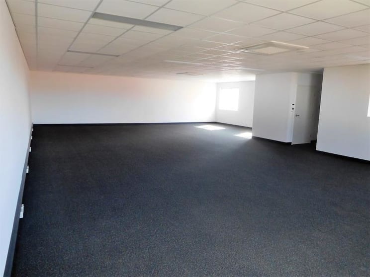 Click to view all images Unit 5/29 Miles Road Berrimah NT 0828 - Image 3