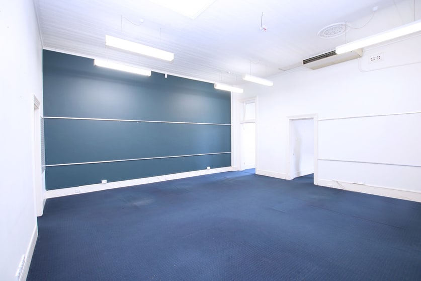 Click to view all images Suite 2/621B Dean Street Albury NSW 2640 - Image 1