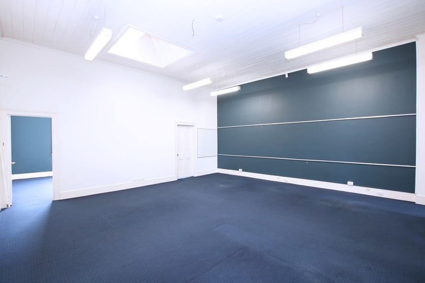 Click to view all images Suite 2/621B Dean Street Albury NSW 2640 - Image 3