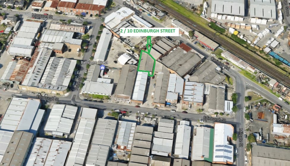 Click to view all images 2/10 Edinburgh Street Oakleigh South VIC 3167 - Image 2