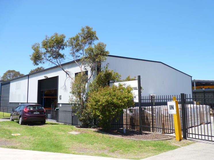 Click to view all images 6 Fox Avenue Wollongong NSW 2500 - Image 1