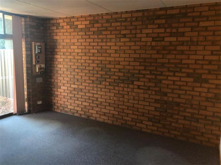Click to view all images 1/152 Pine Avenue Mildura VIC 3500 - Image 3