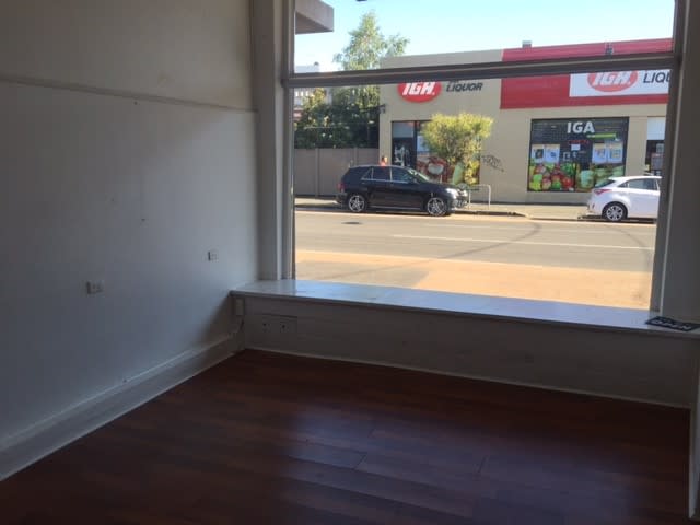 Click to view all images 273B Johnston Street Abbotsford VIC 3067 - Image 3