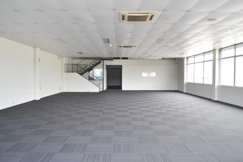 Click to view all images 3409 Pacific Highway Slacks Creek QLD 4127 - Image 2