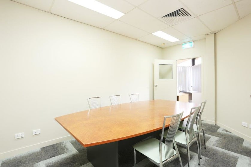 Click to view all images 2/77 Shore Street Cleveland QLD 4163 - Image 3