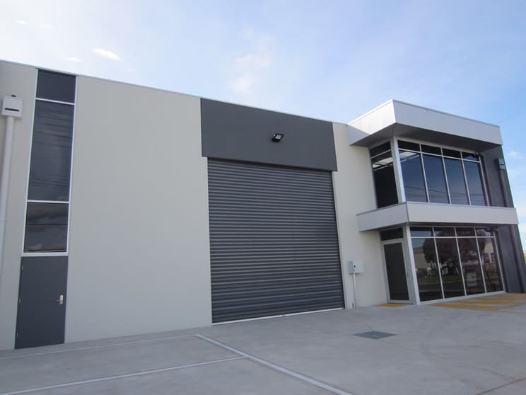 Click to view all images 1/133 Victoria Street North Geelong VIC 3215 - Image 1