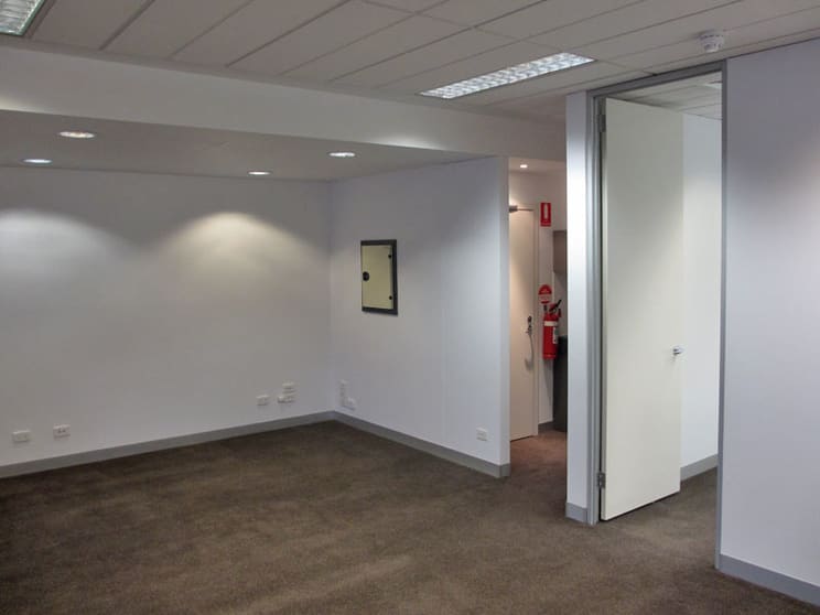 Click to view all images 40/197 Bay Street Brighton VIC 3186 - Image 3