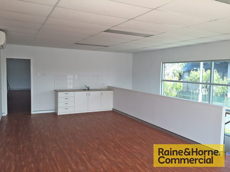 Click to view all images 12/30 Raubers Road Banyo QLD 4014 - Image 3