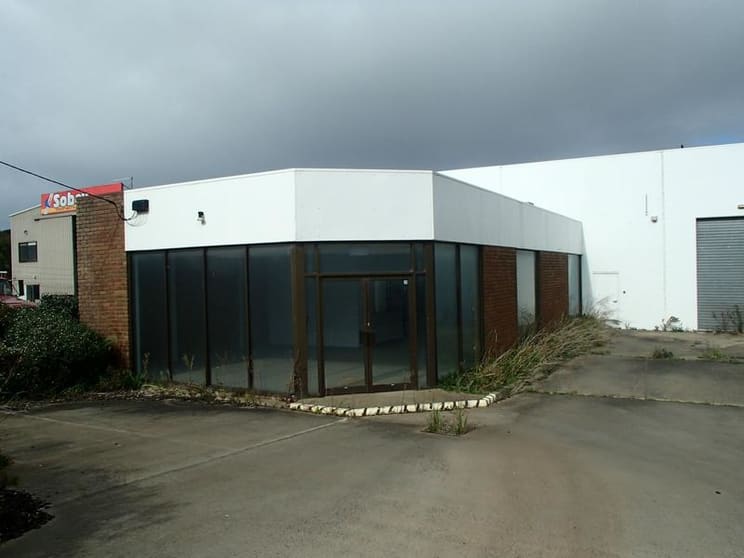 Click to view all images 821 Madeira Packet Road Portland VIC 3305 - Image 2