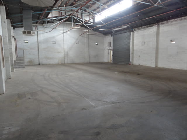 Click to view all images 4/7 Ashburn Place Blackburn VIC 3130 - Image 2