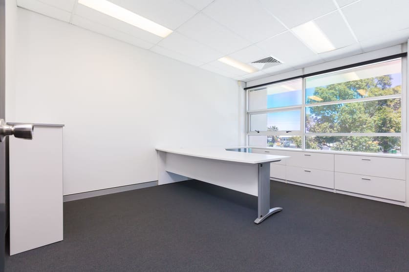 Click to view all images 1-9 Kurnall Road Welshpool WA 6106 - Image 3