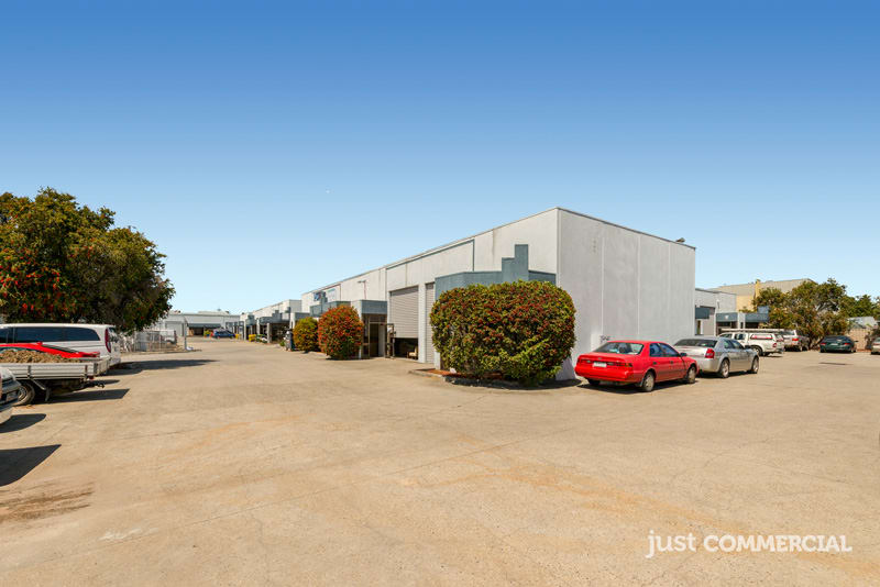 Click to view all images 3/1 Commercial Road Highett VIC 3190 - Image 3