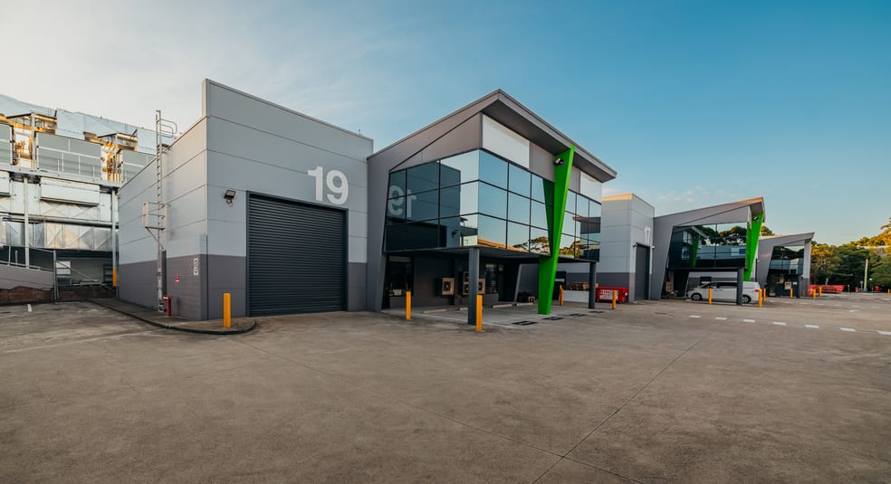 Click to view all images 12 Mars Road Lane Cove NSW 2066 - Image 3