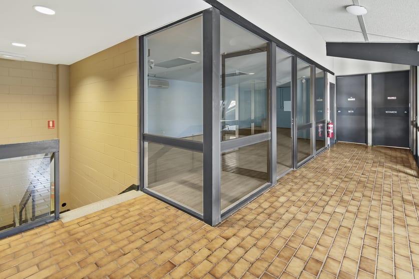6/303 Shute Harbour Road Airlie Beach QLD 4802 - Image 2