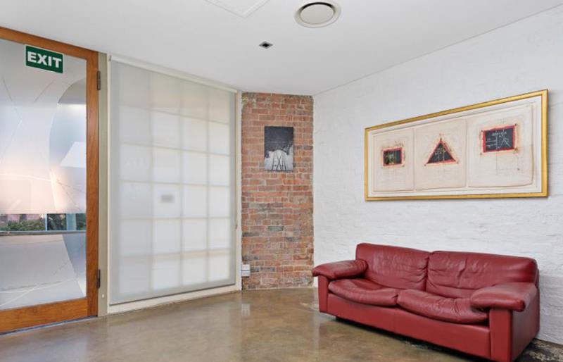 Click to view all images 105 Bowen Street Spring Hill QLD 4000 - Image 3