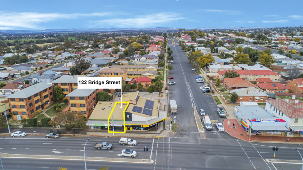 Click to view all images 122 Bridge Street Tamworth NSW 2340 - Image 2