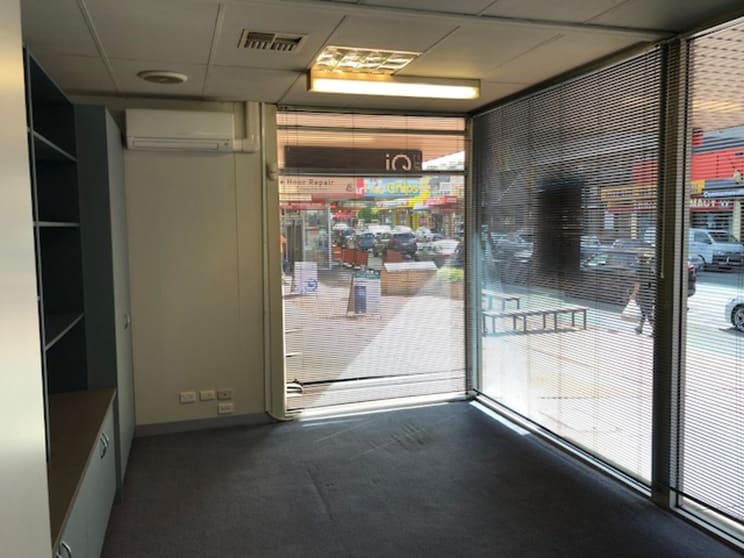 Click to view all images 5/101-111 Burgundy Street Heidelberg VIC 3084 - Image 3