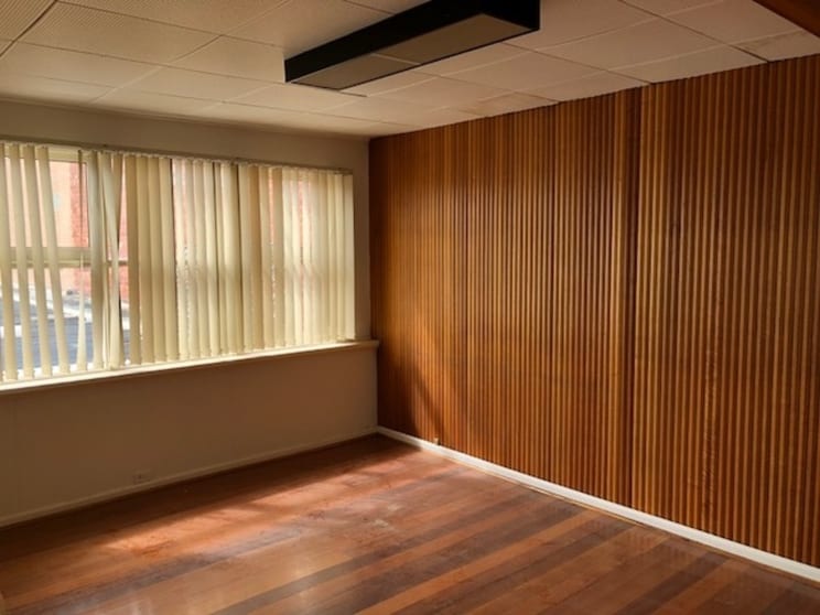 Click to view all images First Floor/55 Carawatha Road Doncaster VIC 3108 - Image 3
