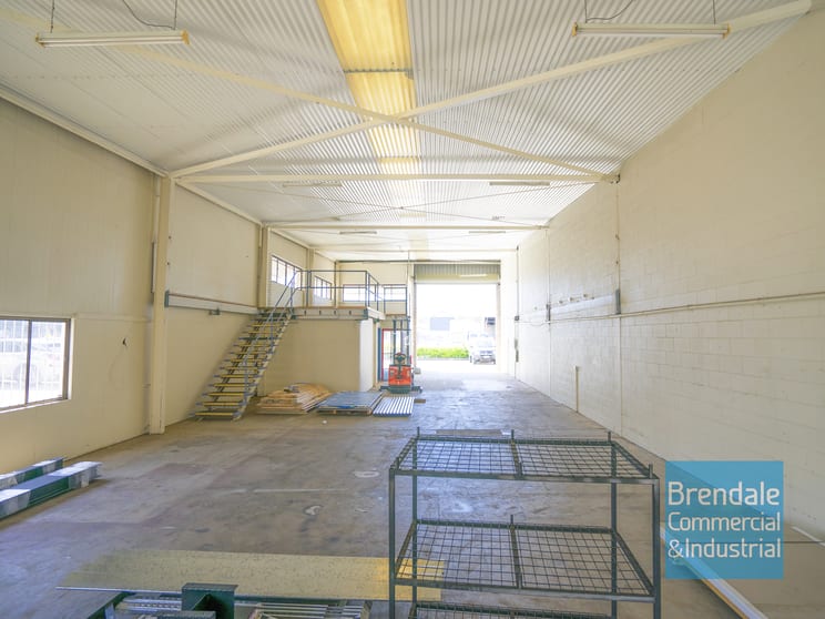 Unit 1/3 Unley St Brendale QLD 4500 - Image 3