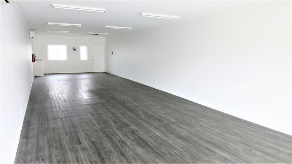 Click to view all images 779B Gympie Road Chermside QLD 4032 - Image 2