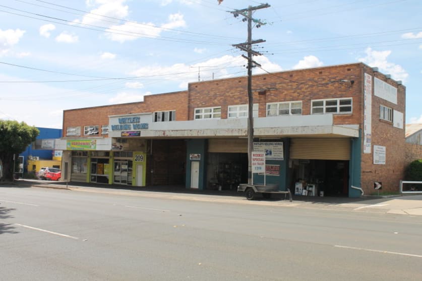 Click to view all images Unit 7/207-209 James Street Toowoomba City QLD 4350 - Image 1