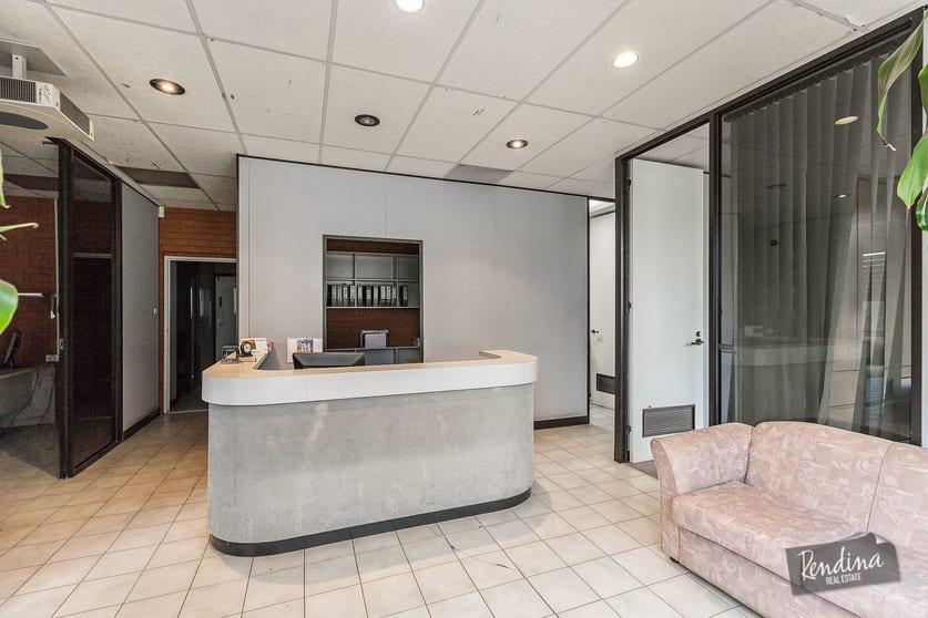 Click to view all images 20 Reid Street Ardeer VIC 3022 - Image 2