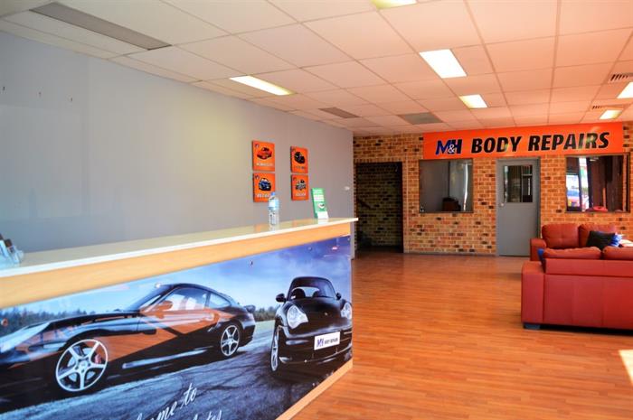 Click to view all images 146 Hume Highway Lansvale NSW 2166 - Image 2