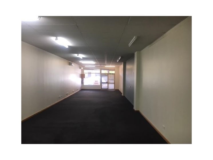 Click to view all images 21A Queen Street Busselton WA 6280 - Image 3