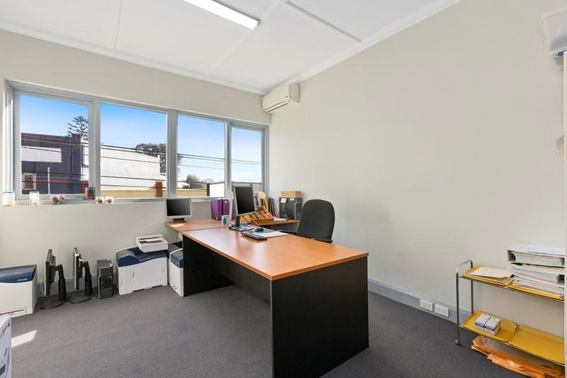 Click to view all images 660 High Street Kew East VIC 3102 - Image 2