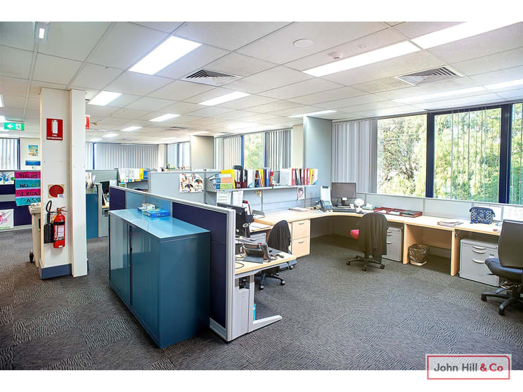 Click to view all images 9 Deane Street Burwood NSW 2134 - Image 2