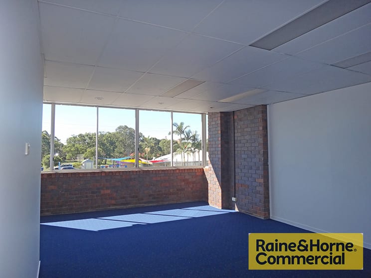 Click to view all images 2/60 Zillmere Road Geebung QLD 4034 - Image 3