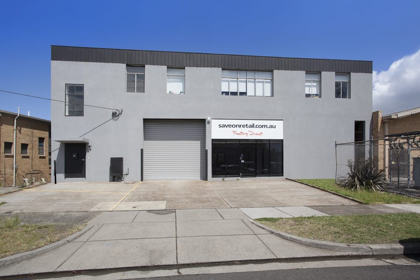 Click to view all images 27 Roberna Street Moorabbin VIC 3189 - Image 1