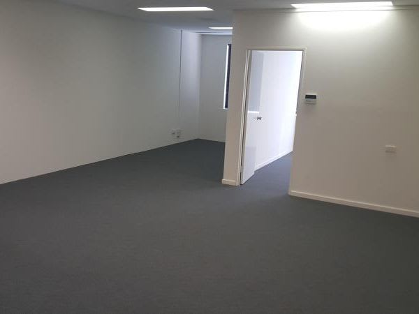 Click to view all images First Floor Suite 4/172 Scarborough Beach Road Mount Hawthorn WA 6016 - Image 3