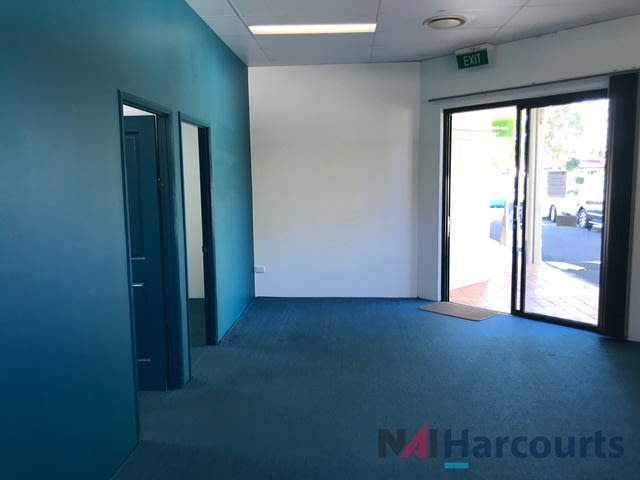 Click to view all images 1C/465 Oxley Drive Runaway Bay QLD 4216 - Image 1
