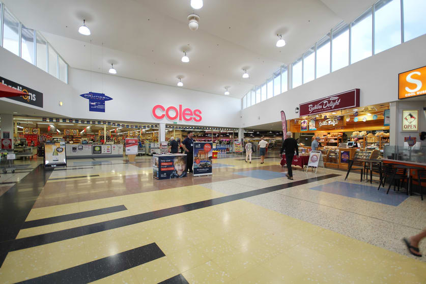 Click to view all images Shop 25/230 Napper Road (Arundel Plaza) Arundel QLD 4214 - Image 3
