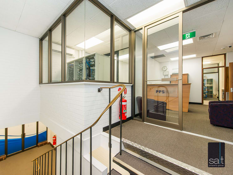 Click to view all images 757 (Office) Canning Highway Applecross WA 6153 - Image 3