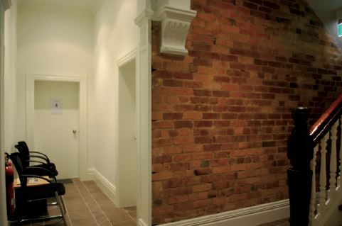 Click to view all images Suite 5, 152 Fitzmaurice Street Wagga Wagga NSW 2650 - Image 2