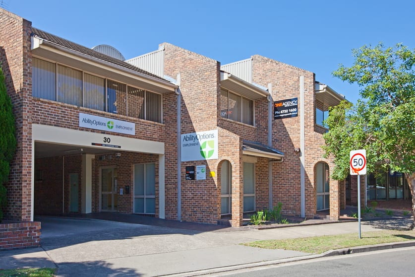 Click to view all images 1 & 3, 30 Woodriff Street Penrith NSW 2750 - Image 1
