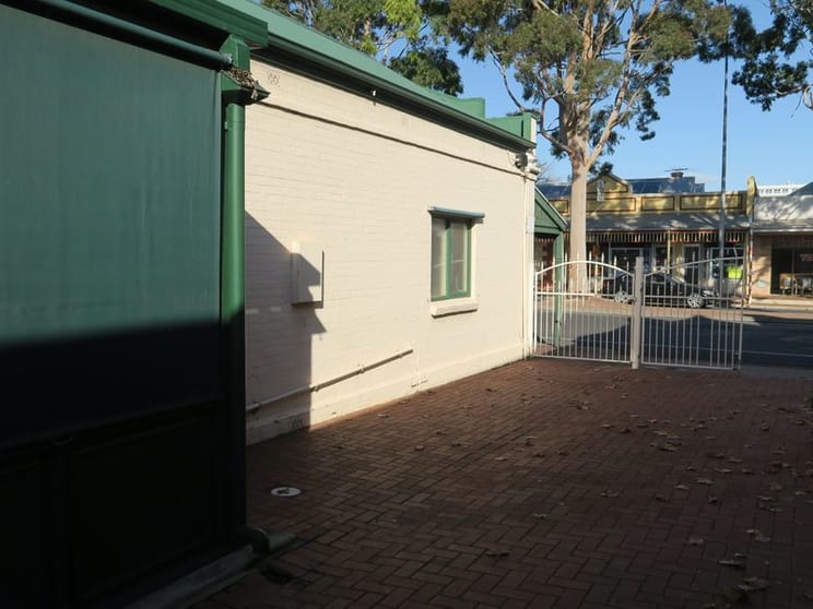 Click to view all images 192B (REAR) Henley Beach Road Torrensville SA 5031 - Image 2